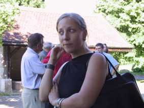 salut  c' est  la  copine  de cousin